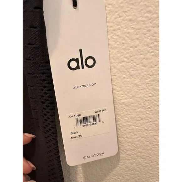 ALO Yoga Women's Black Solid Elastic Waist High Rise Ruched Leggings Size XS NWT - Picture 6 of 7